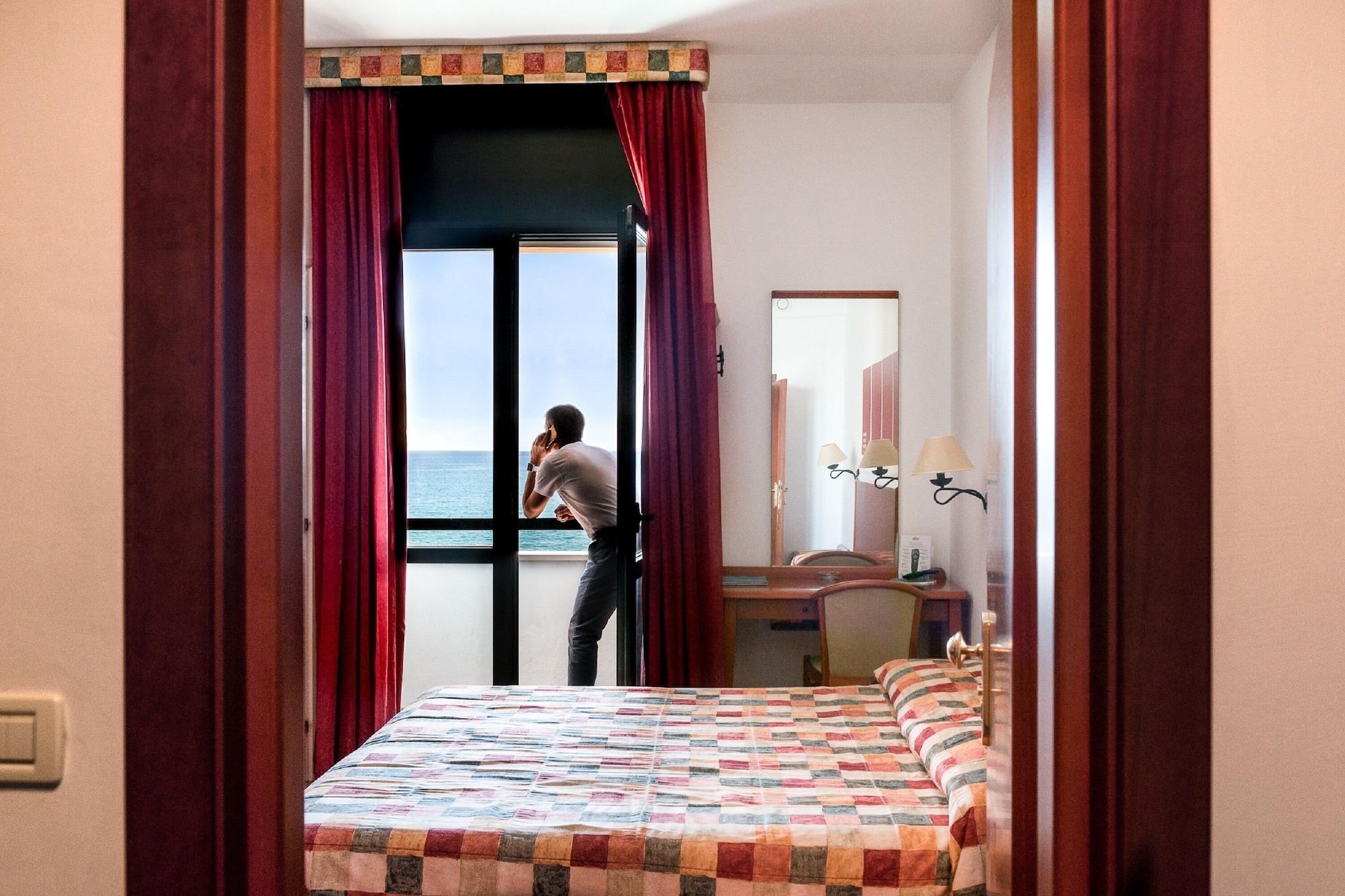 Hotel Il Brigantino Porto Recanati Esterno foto