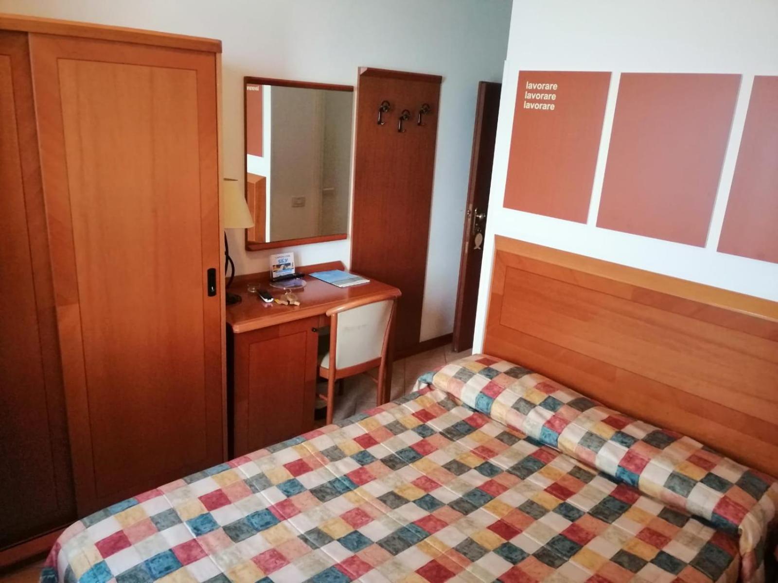 Hotel Il Brigantino Porto Recanati Esterno foto