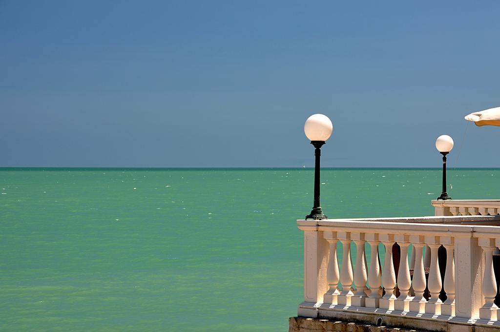 Hotel Il Brigantino Porto Recanati Esterno foto