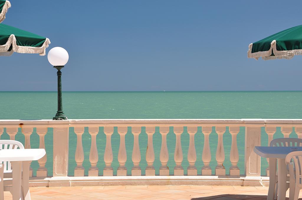 Hotel Il Brigantino Porto Recanati Esterno foto